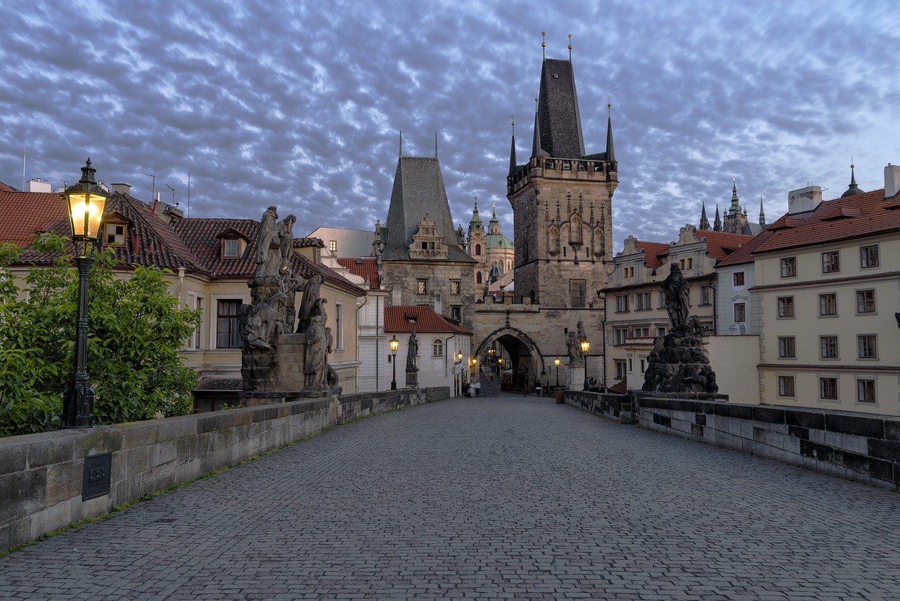 Prague 2387520 1280(1)