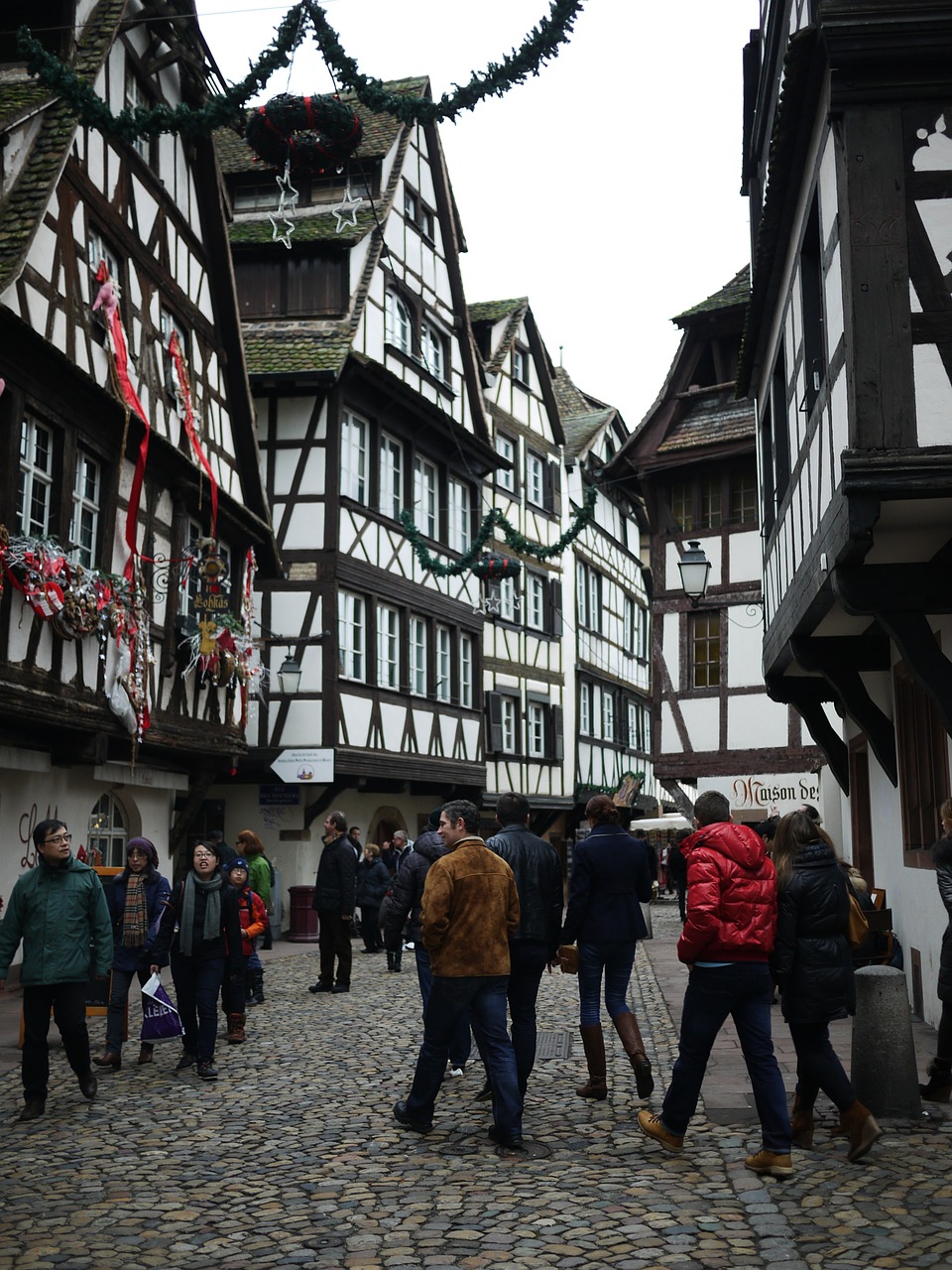 Strasbourg 279365 1280