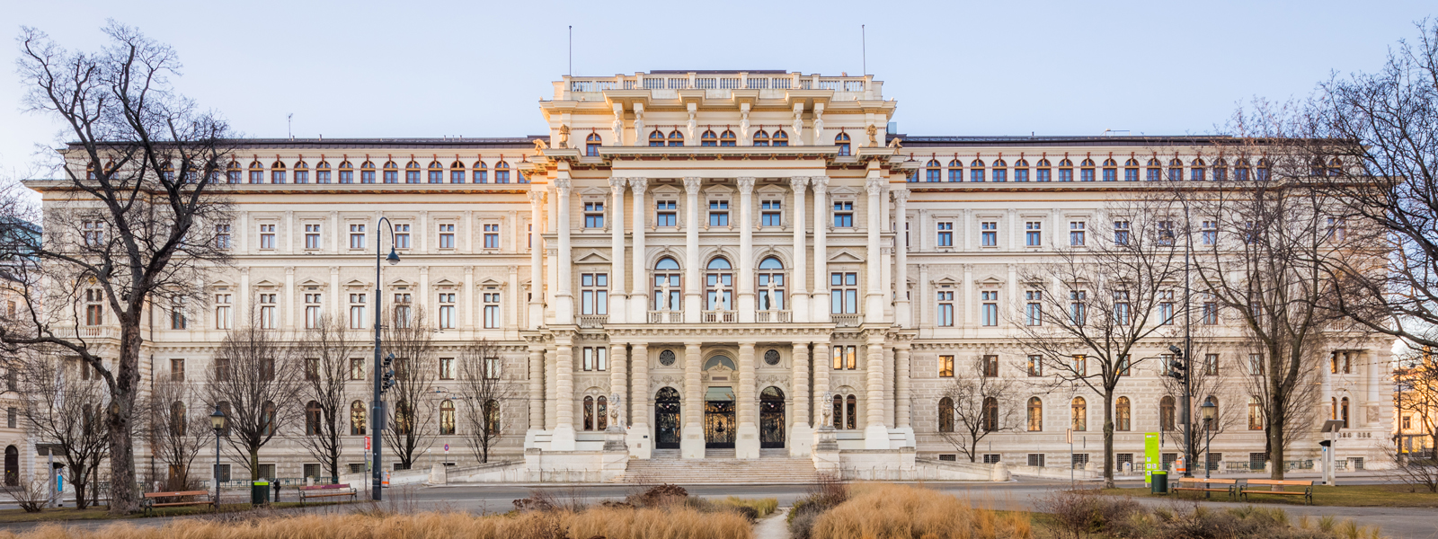 Palais De Justice