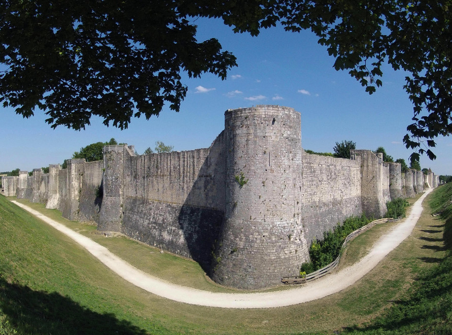 provins france