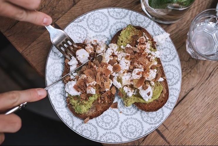 avocado toast paris 